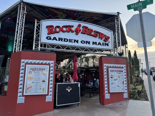Rock & Brews by null