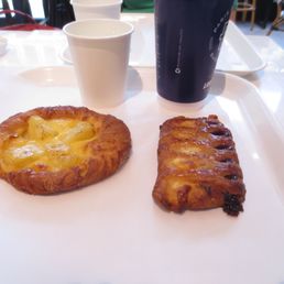Blueberry Cream Cheese Pastry