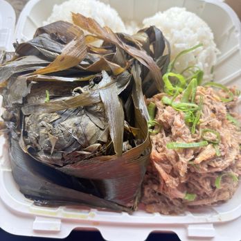Da Kitchen Maui - Da Lau Lau Plate - Hawaiian Near Me - Kihei, Hawaii