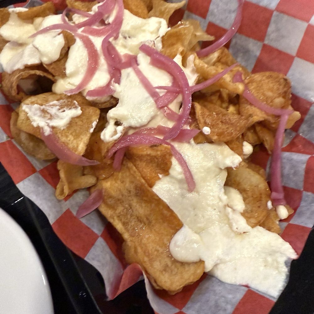 Ljs Kitchen - Pub Nachos - Pizza Near Me - Woonsocket, Rhode Island