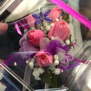 De La Flor Gardens - Beautiful corsage with butterfly crystal for 5yr old preschool graduation. - Florists Near Me - Cooper City, Florida De La Flor Gardens - Beautiful corsage with butterfly crystal for 5yr old preschool graduation. - Florists Near Me - Cooper City, Florida
