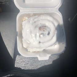 Smith's FoodMart - Look at that delicious cinnamon roll ;)