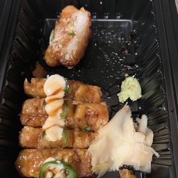 Moshi Moshi - Crispy Rice with Spicy Tuna Roll - Sushi Bars Near Me - Miami, Florida Moshi Moshi - Crispy Rice with Spicy Tuna Roll - Sushi Bars Near Me - Miami, Florida