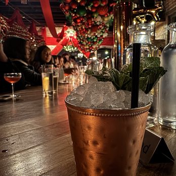 Geist - Christmas Drink - Champagne Julep - Cocktail Bars Near Me - Nashville, Tennessee Geist - Christmas Drink - Champagne Julep - Cocktail Bars Near Me - Nashville, Tennessee