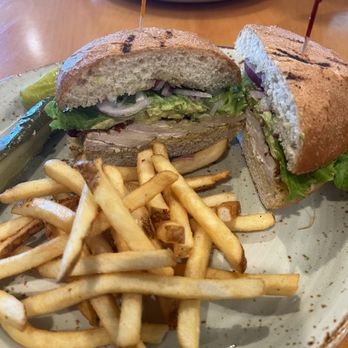 Jacks Urban Eats - Walnut Creek - chicken sandwich - Salad Near Me - Walnut Creek, California Jacks Urban Eats - Walnut Creek - chicken sandwich - Salad Near Me - Walnut Creek, California