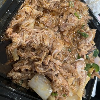 LAN Noodle - I've never seen big plate chicken like this. - Noodles Near Me - West Covina, California LAN Noodle - I've never seen big plate chicken like this. - Noodles Near Me - West Covina, California