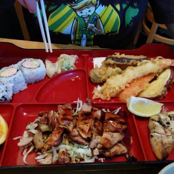 Sushi Tomi - chicken teriyaki don with california roll - comes with fish and tempura - Sushi Bars Near Me - Mountain View, California Sushi Tomi - chicken teriyaki don with california roll - comes with fish and tempura - Sushi Bars Near Me - Mountain View, California