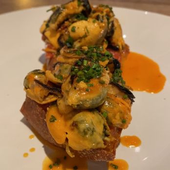 Apolonia - Mussel Toast - Modern European Near Me - Chicago, Illinois