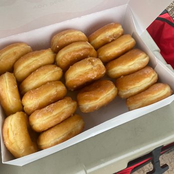 Henry's Donuts - Stale Cold Donuts! - Donuts Near Me - Roseburg, Oregon