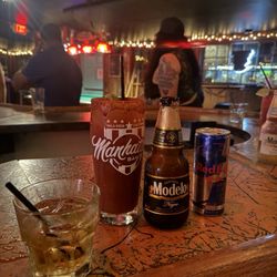 Manhattan Bar