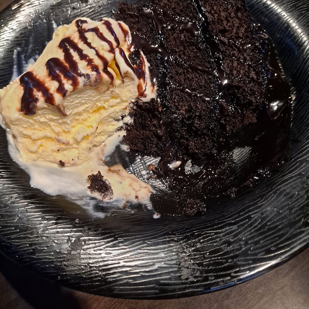 Buffalo Wild Wings - CHOCOLATE FUDGE CAKE..... HMMMMM - Chicken Wings Near Me - Wethersfield, Connecticut Buffalo Wild Wings - CHOCOLATE FUDGE CAKE..... HMMMMM - Chicken Wings Near Me - Wethersfield, Connecticut