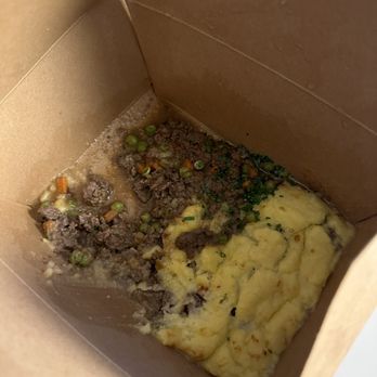 Marriott Knoxville Downtown - The shepards pie that was served to us. I'd be ashamed of this. - Hotels Near Me - Knoxville, Tennessee Marriott Knoxville Downtown - The shepards pie that was served to us. I'd be ashamed of this. - Hotels Near Me - Knoxville, Tennessee