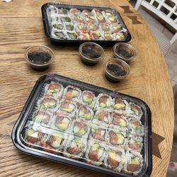 Sushi Bay Kitchen & Sake Bar - Alaska Roll (8)