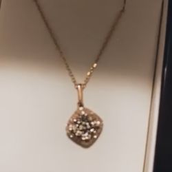 Morgan Inn & Suites - My necklace stolen from me by this hotel. Never gave it back to me.