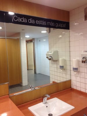 Centro Comercial Los Arcos by null