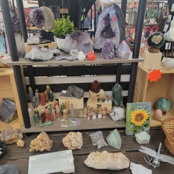 Bird Street Vendors - Crystals and more - Accessories Near Me - Oroville, California Bird Street Vendors - Crystals and more - Accessories Near Me - Oroville, California