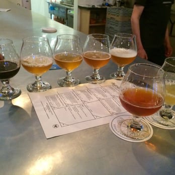 Fieldwork Brewing Co. - Full Sampler $14! - Breweries Near Me - Berkeley, California