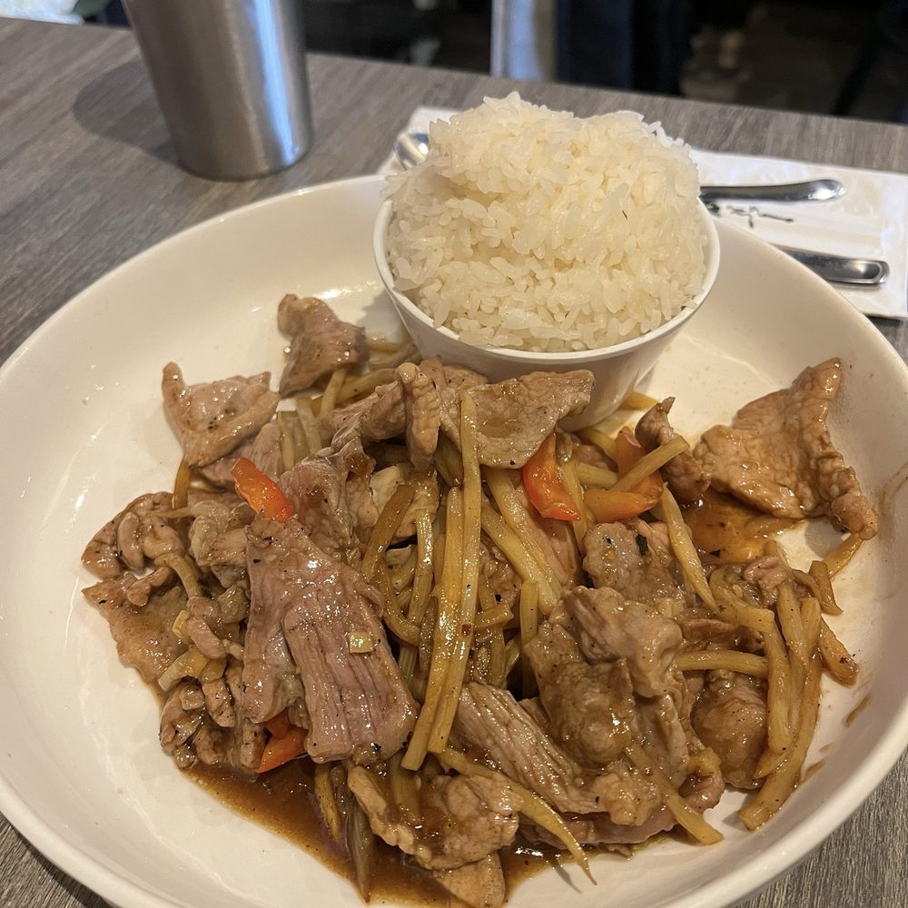 Royal Thai - 41. Pad Gra Pow - Thai Near Me - Anchorage, Alaska Royal Thai - 41. Pad Gra Pow - Thai Near Me - Anchorage, Alaska