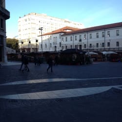 Libreria Minerva di Benatti Valeria - The bookstore is located in piazza XX Settembre, which is the main plaza in Pordenone
