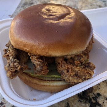 EddieWorld - Signature Style chicken sandwich - Service Stations Near Me - Yermo, California