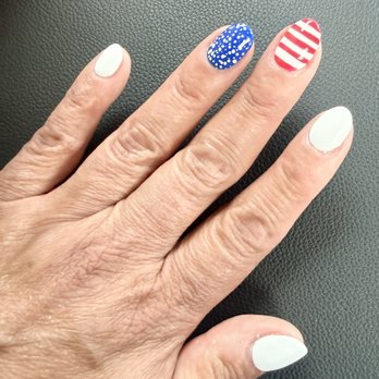 Golden Nail Lounge ATX - Fourth of July nails by CLAUDIA - Nail Salons Near Me - Austin, Texas