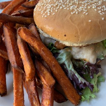 Kitchen 17 - Buffalo Chicken Sandwich - Vegan Near Me - Chicago, Illinois