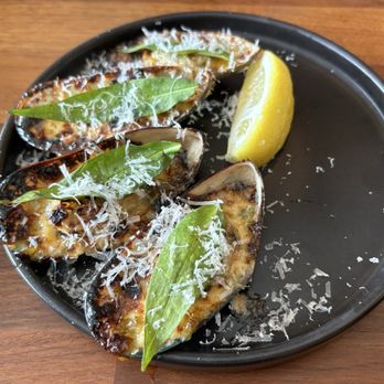 District Eleven - Lunch combo ($28.00); mussel motoyaki - Vietnamese Near Me - Vancouver, British Columbia District Eleven - Lunch combo ($28.00); mussel motoyaki - Vietnamese Near Me - Vancouver, British Columbia