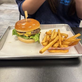 Edmond's Burgers & More - Cheeseburger and Friea - American Near Me - Plano, Texas Edmond's Burgers & More - Cheeseburger and Friea - American Near Me - Plano, Texas