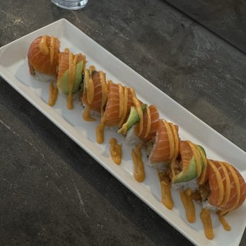 Kuma Sushi - Salmon Lover's Roll - Sushi Bars Near Me - Bakersfield, California