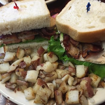 Potato Shack Cafe - Club sandwich with the besttttt potatoes and salsa - American Near Me - Encinitas, California Potato Shack Cafe - Club sandwich with the besttttt potatoes and salsa - American Near Me - Encinitas, California