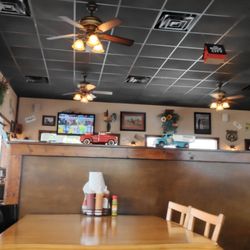Hank's Catfish & BBQ