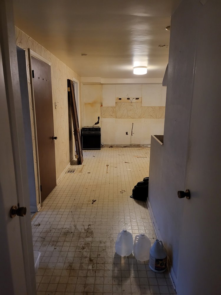 Slide of Savin Spaces Junk Removal