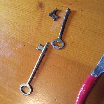 Pasadena Lock Shop - Broken key and replacement that got me out in three seconds after almost two hours of prison!! - Keys & Locksmiths Near Me - Pasadena, California Pasadena Lock Shop - Broken key and replacement that got me out in three seconds after almost two hours of prison!! - Keys & Locksmiths Near Me - Pasadena, California