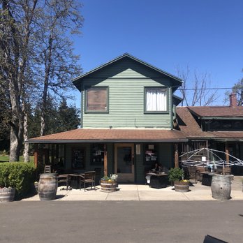 Phelps Creek Vineyards - Winery exterior - Wine Tasting Room Near Me - Hood River, Oregon