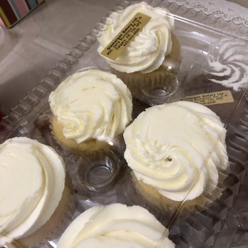 Glamorgan Bakery - Vanilla cupcake - Bakeries Near Me - Calgary, Alberta Glamorgan Bakery - Vanilla cupcake - Bakeries Near Me - Calgary, Alberta