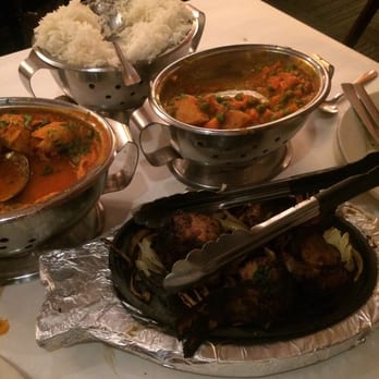 Taj Mahal - Grilled lamb chops, chicken curry and mattar aloo. - Indian Near Me - Pittsburgh, Pennsylvania Taj Mahal - Grilled lamb chops, chicken curry and mattar aloo. - Indian Near Me - Pittsburgh, Pennsylvania