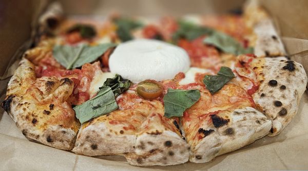 Benji’s Woodfire Pizza by null