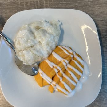 Blue Table Thai Cuisine - SWEET STICKY RICE WITH MANGO - Thai Near Me - Bakersfield, California Blue Table Thai Cuisine - SWEET STICKY RICE WITH MANGO - Thai Near Me - Bakersfield, California