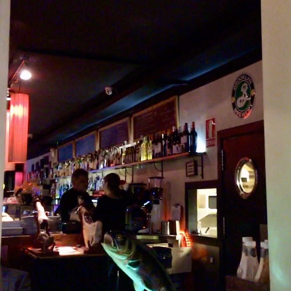 Wow - Bar area - Tapas Bars Near Me - Barcelona, B Wow - Bar area - Tapas Bars Near Me - Barcelona, B