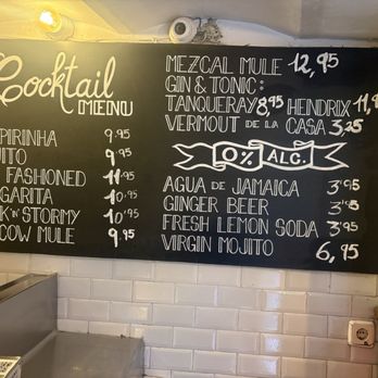 Kælderkold - Menu for cocktails only. Lengthy Beer Menu! - Beer Bar Near Me - Barcelona, B