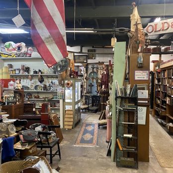 August Antiques - Antiques Near Me - Houston, Texas