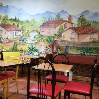 Caminero - Small dinning area. - Mexican Near Me - Peoria, Arizona Caminero - Small dinning area. - Mexican Near Me - Peoria, Arizona