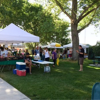 Tehachapi Farmer's Market - A view of the market - Farmers Market Near Me - Tehachapi, California Tehachapi Farmer's Market - A view of the market - Farmers Market Near Me - Tehachapi, California