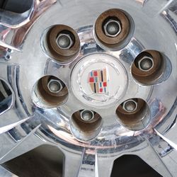 RAW Wheels & Tires - My rims with the lug nuts they installed