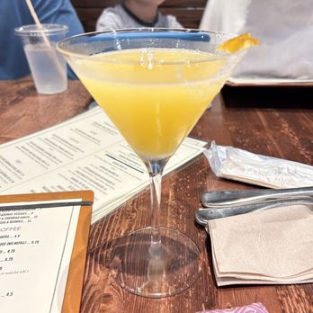 Scratch Kitchen - Mango Drop - Breakfast & Brunch Near Me - Honolulu, Hawaii