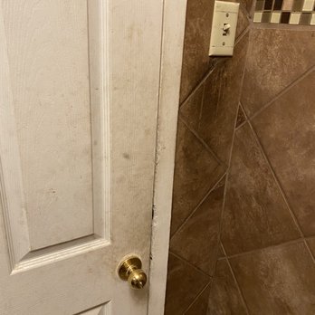 Texas Cajun Cafe - Dirtiest bathroom door I've ever seen. How long has this gone un-wiped? - Cajun/Creole Near Me - Big Spring, Texas