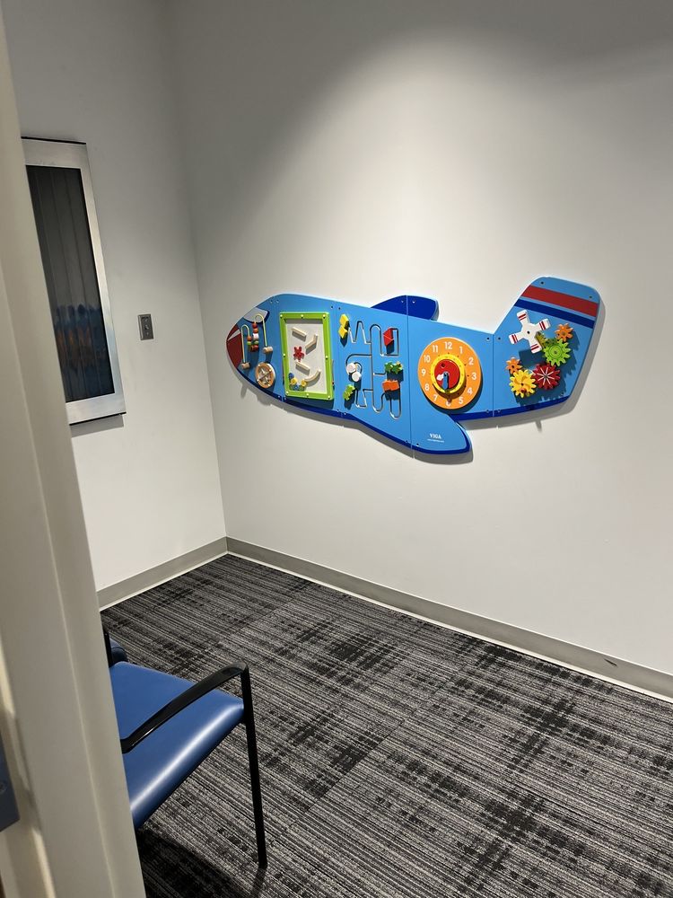 AKRONCANTON AIRPORT CAK Updated August 2024 180 Photos & 180