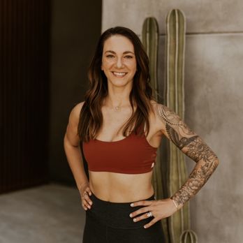 Train With Kiara - Trainers Near Me - Thousand Oaks, California