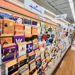 Discount Drug Mart - Seasonal card aisle