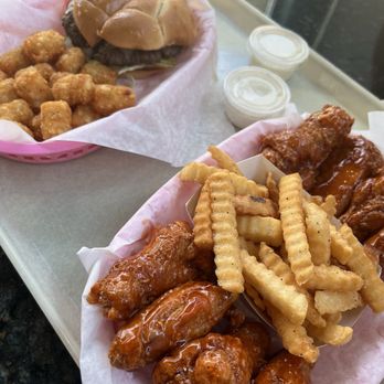 Fredericksburgers - Mushroom Swiss and Hot Honey wings - Burgers Near Me - San Antonio, Texas Fredericksburgers - Mushroom Swiss and Hot Honey wings - Burgers Near Me - San Antonio, Texas